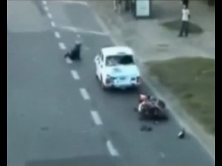 moto accident, how it happens ((